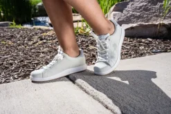KURU Footwear ROAM><noscript><img width=